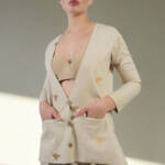 Women long sleeve front button honey bee embroidery blazer - Image 2