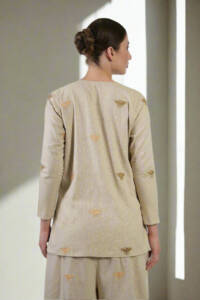 Women long sleeve front button honey bee embroidery blazer - Image 4