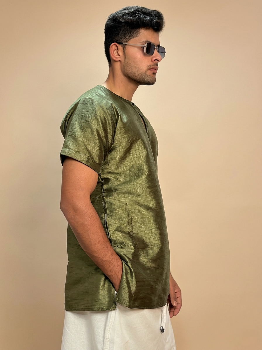 Men Green Colour Mulbery Kurta. - Image 4