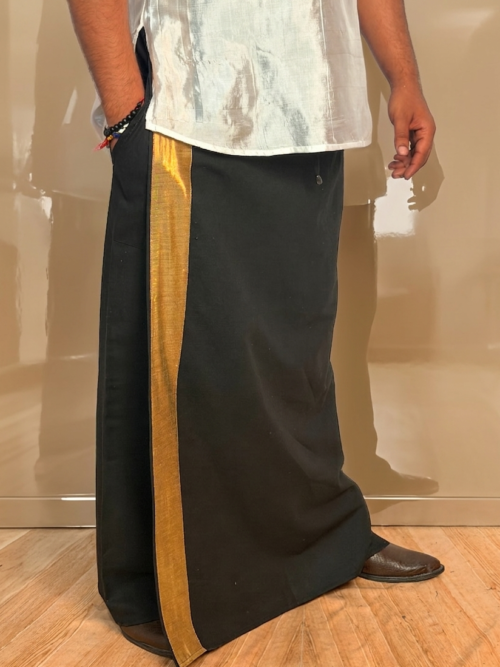 Men Black Color With Copper Zari Stripe Pajamalungi