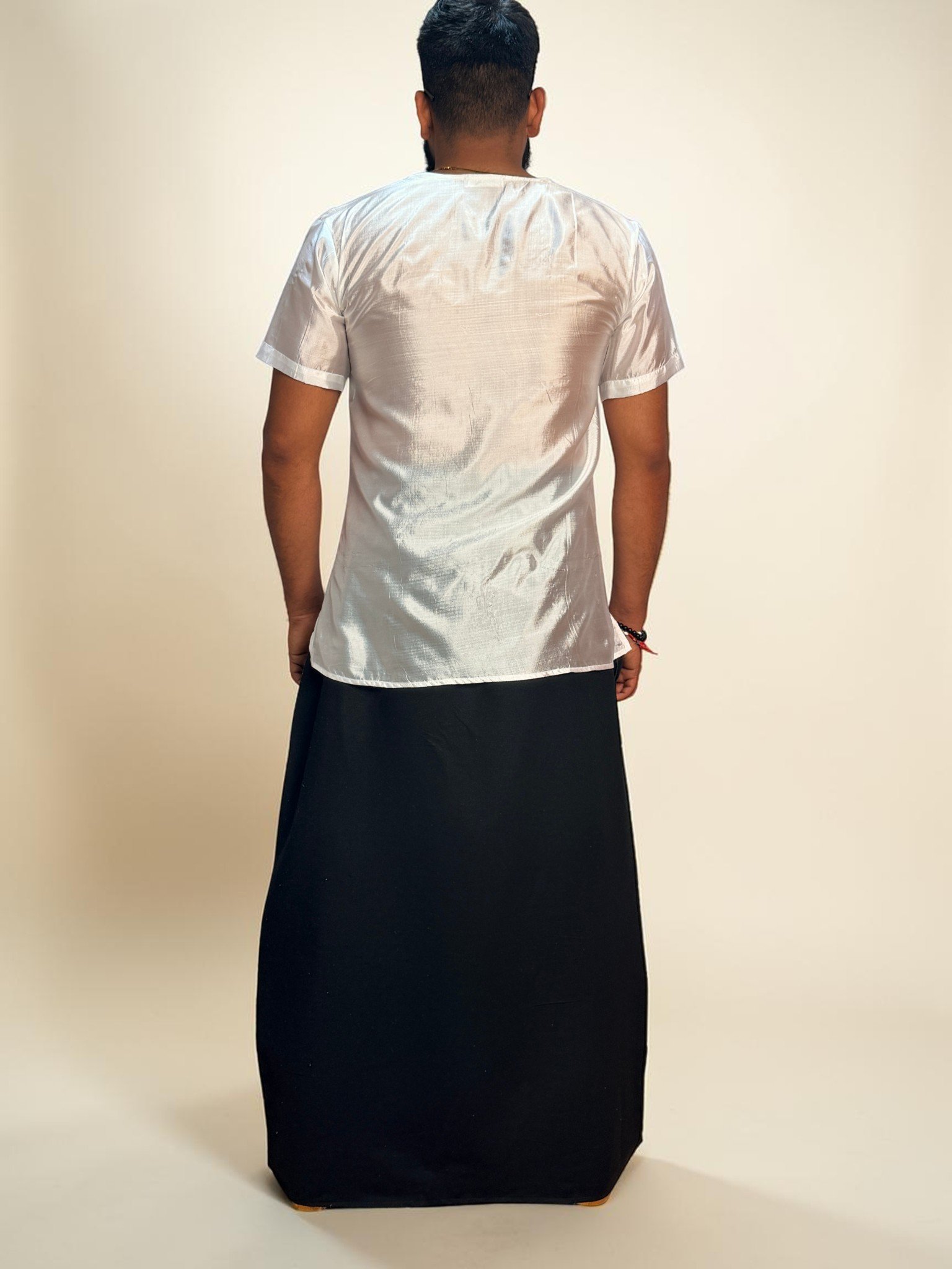 Men Black Color With Silver Zari Stripe Pajamalungi - Image 7