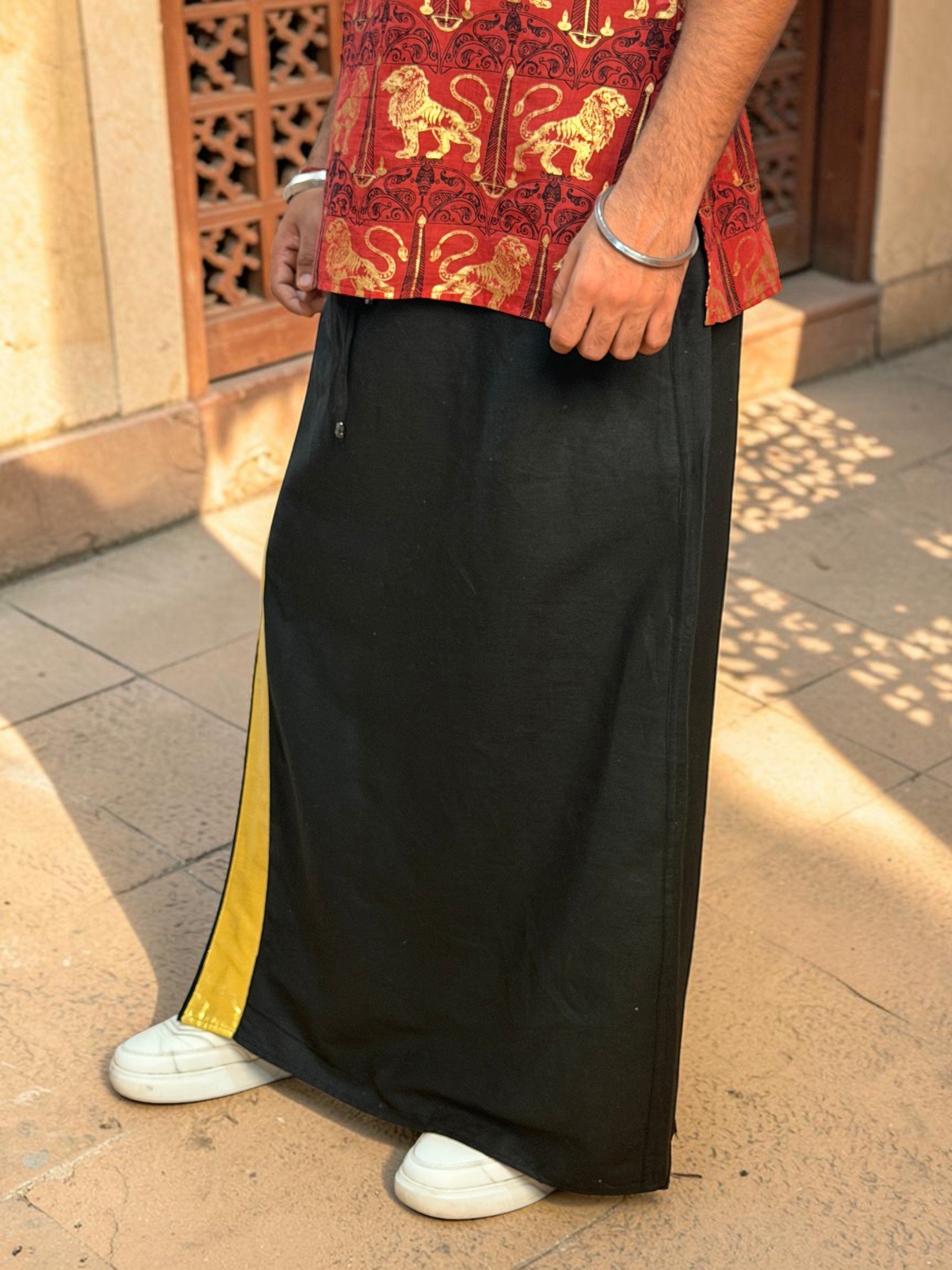 Men Black Color With Golden Zari Stripe Pajamalungi - Image 5