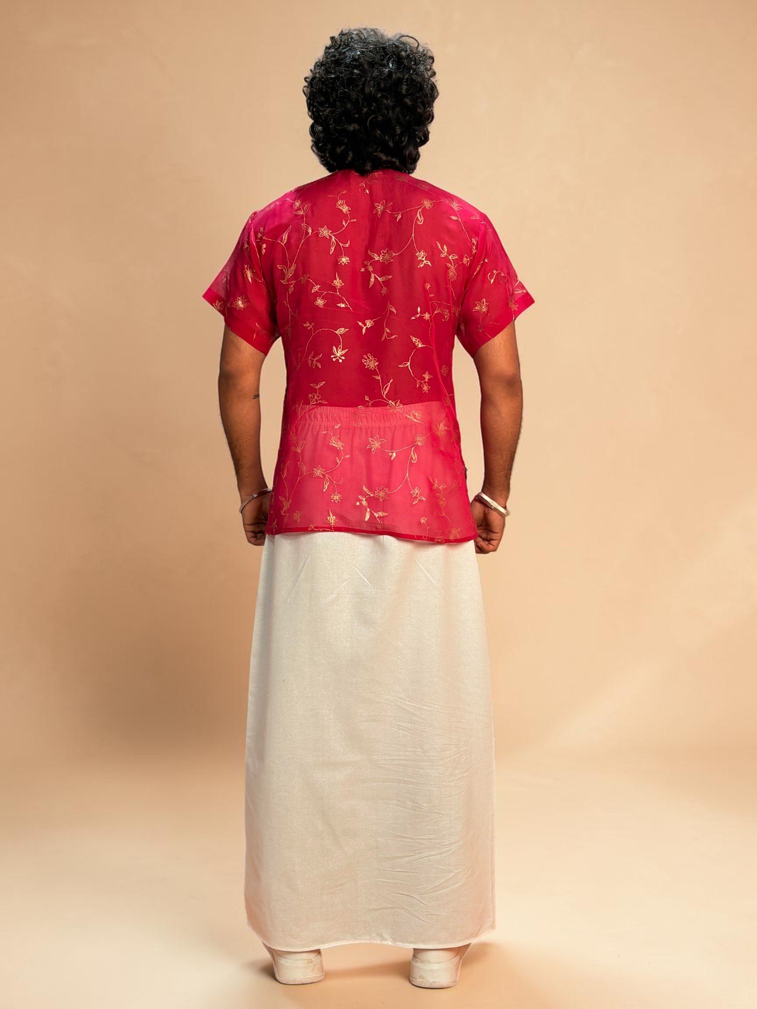 Men White Color With Copper Zari Stripe Pajamalungi - Image 7