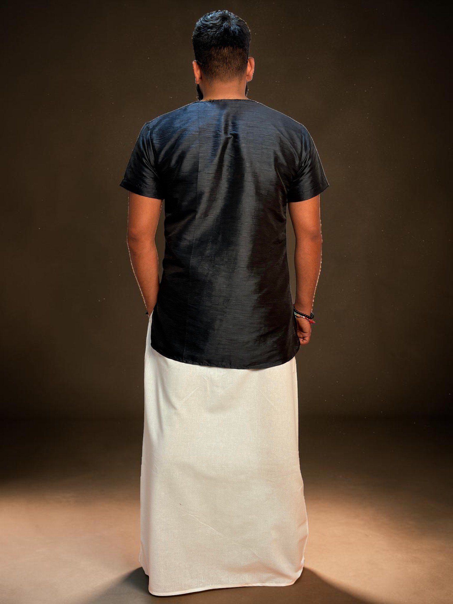 Men White Color With Black Zari Stripe Pajamalungi - Image 7