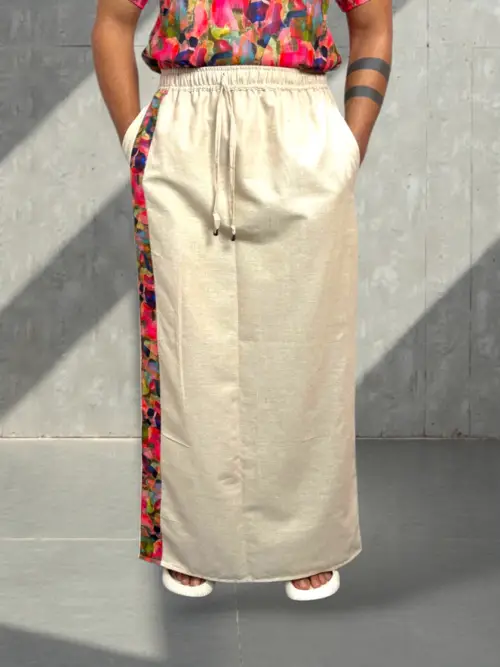 Men Beige Color With Signature Stripe Pajamalungi