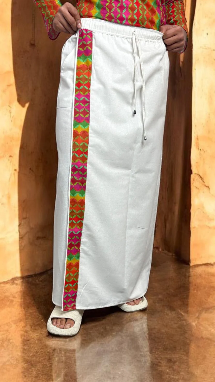 Classic White Pajamalungi with Geometric Border Stripe - Image 6