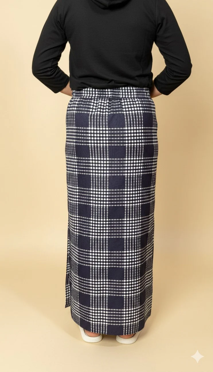 Men Classic Navy Blue Checked PajamaLungi - Image 3