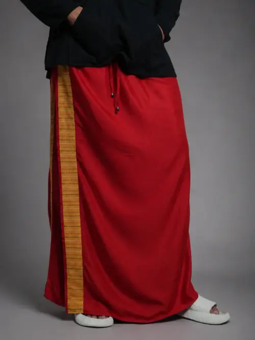 Men Red Colour Pajamalungi With Yellow Textured Stripe Panel