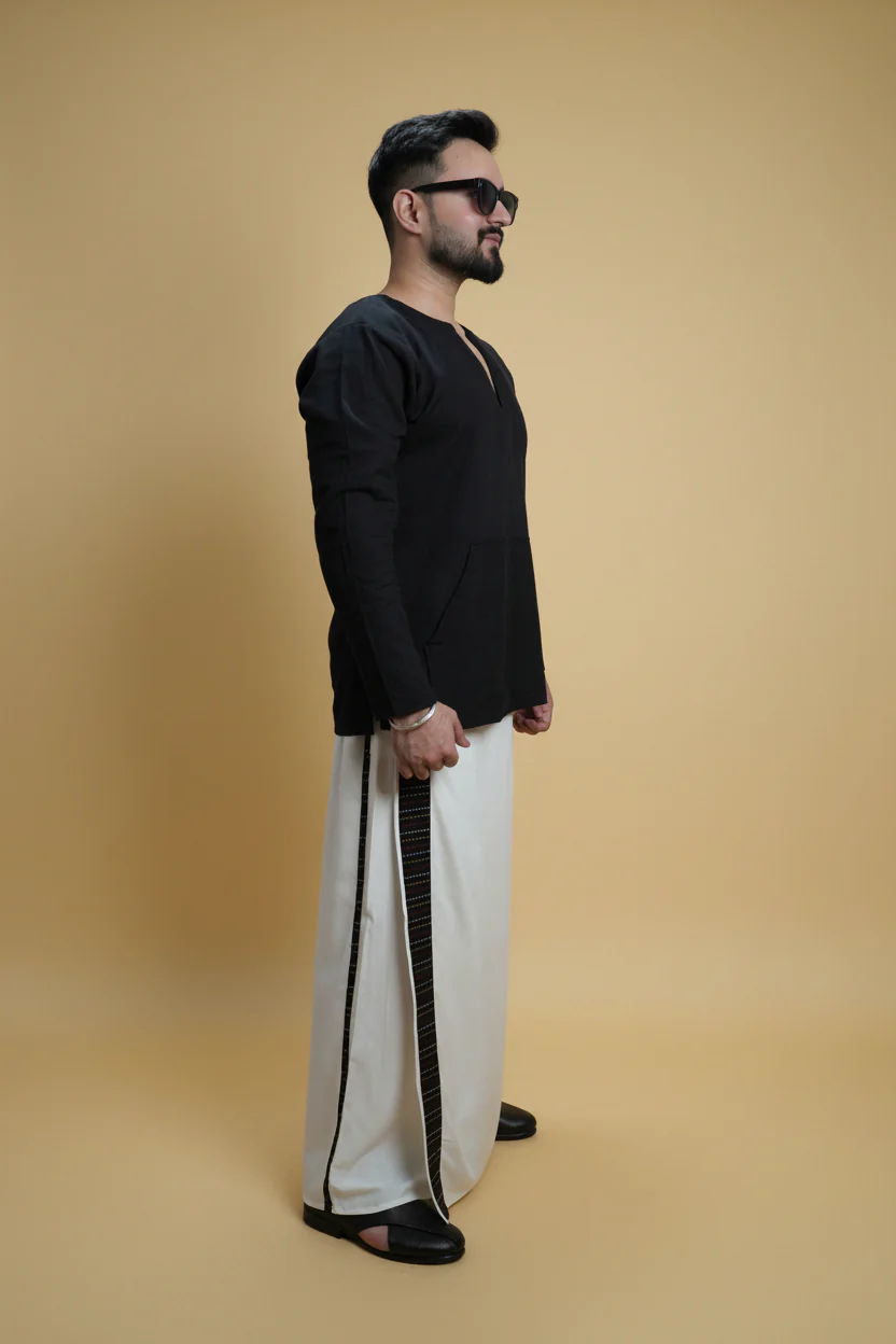 Men White Colour Pajamalungi With Black Stripe Panel - Image 5