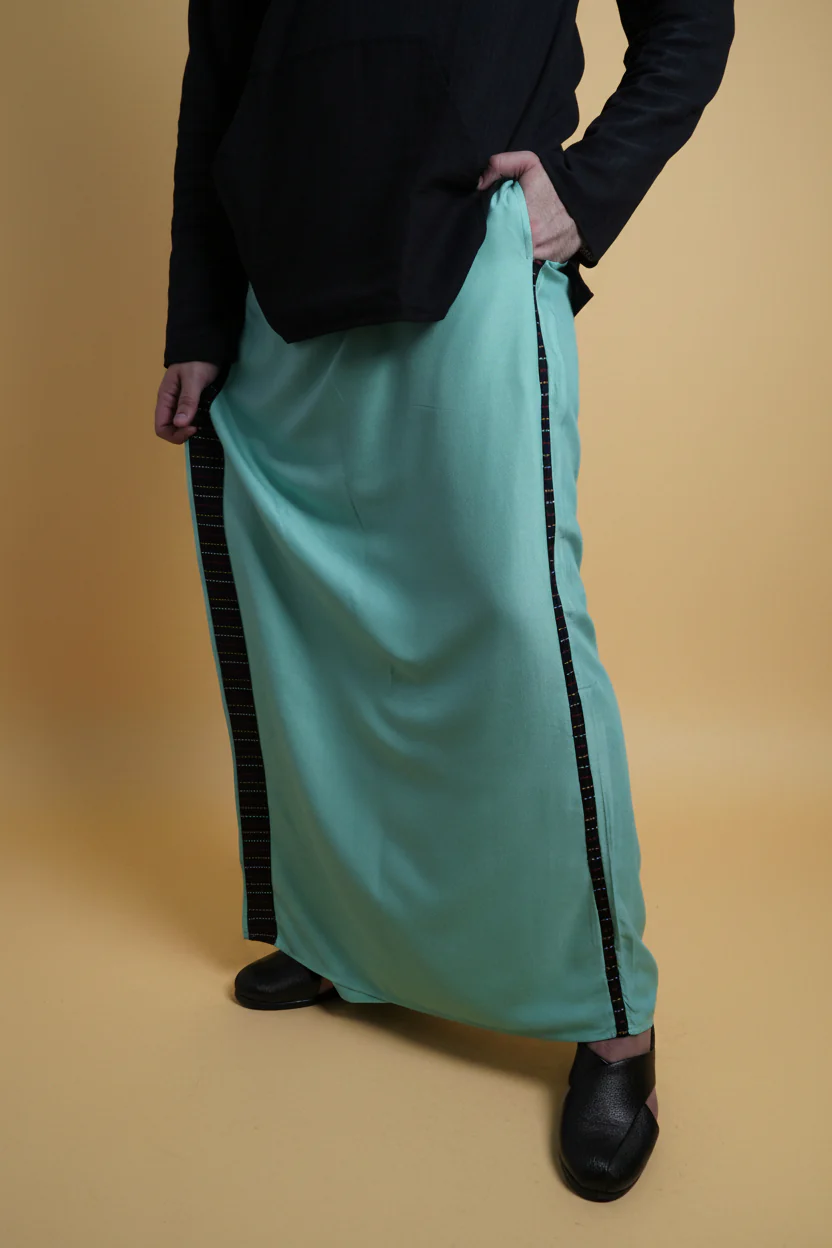 Men Ramagreen Colour Pajamalungi With Black Stripe Panel - Image 8