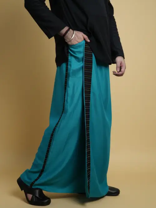 Men Ramagreen Colour Pajamalungi With Black Stripe Panel
