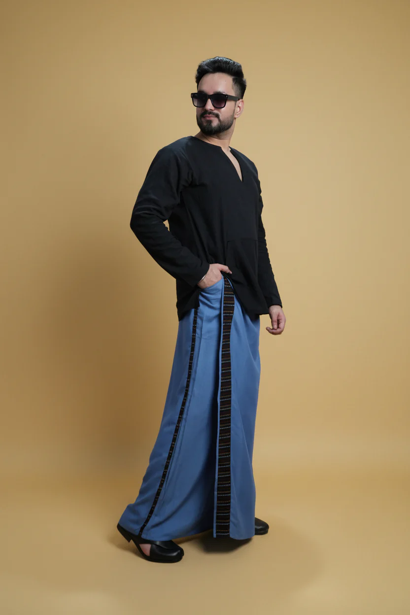Men Grey Colour Pajamalungi With Black Stripe Panel - Image 3