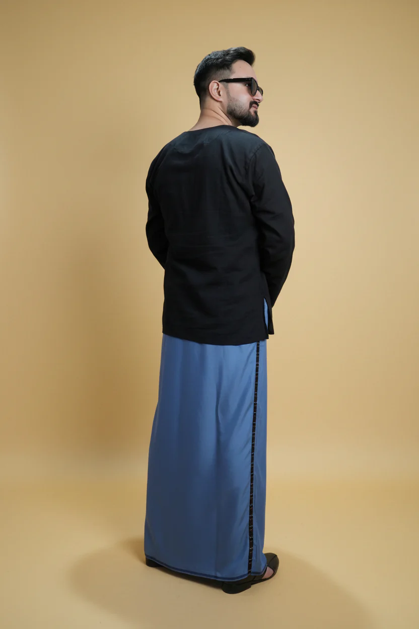 Men Grey Colour Pajamalungi With Black Stripe Panel - Image 5