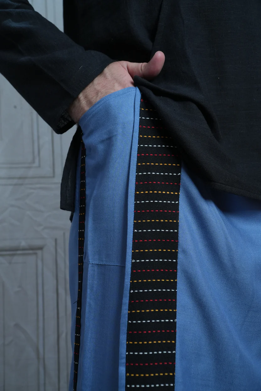 Men Grey Colour Pajamalungi With Black Stripe Panel - Image 7