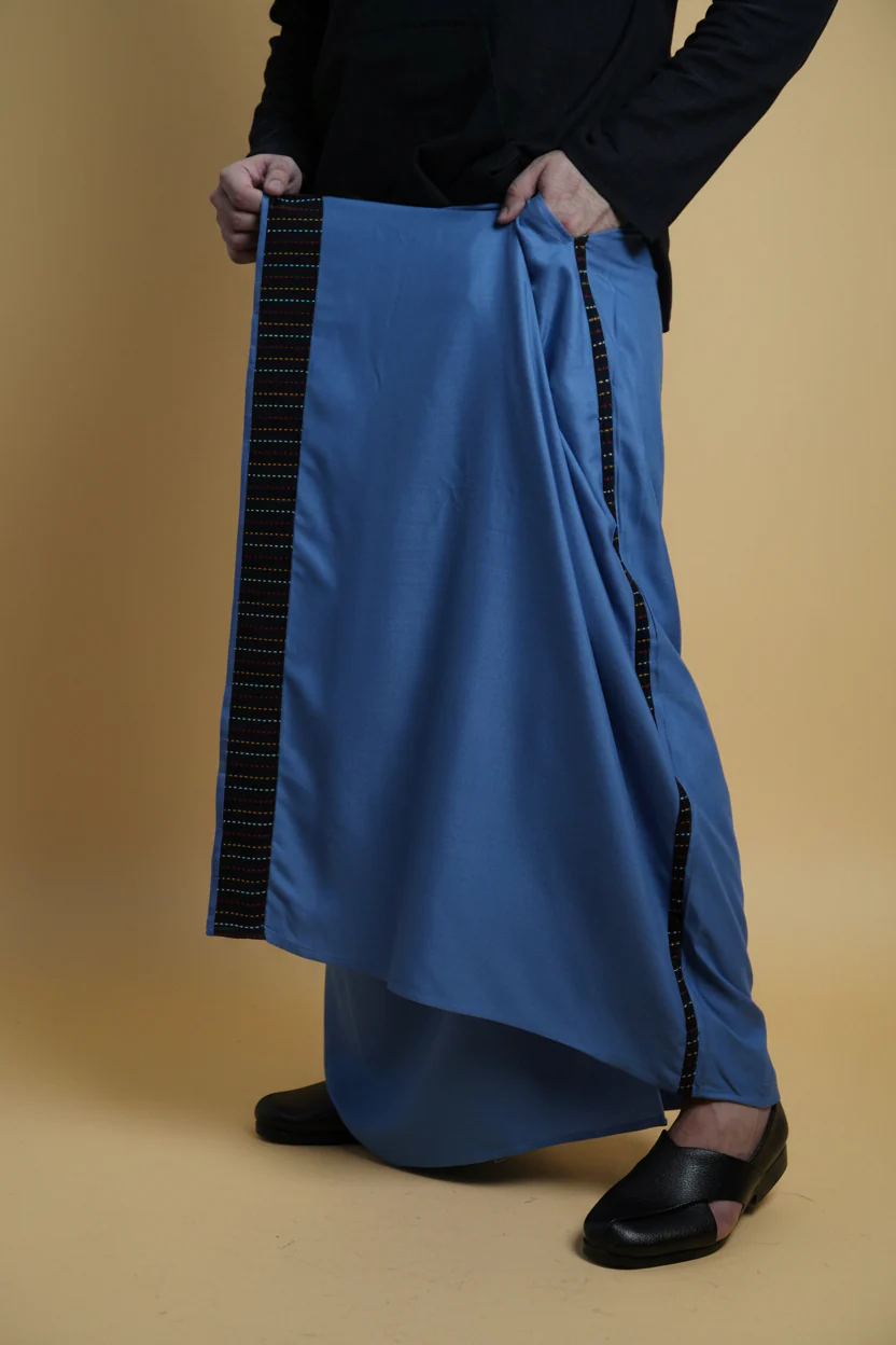 Men Grey Colour Pajamalungi With Black Stripe Panel - Image 9