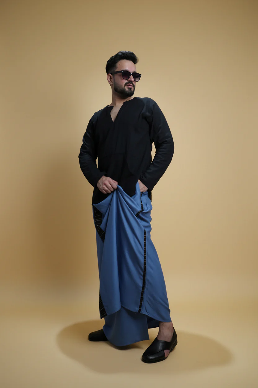 Men Grey Colour Pajamalungi With Black Stripe Panel - Image 10