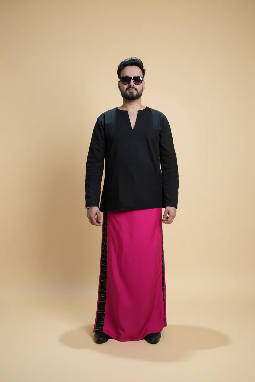 Men Pink Colour Pajamalungi With Black Stripe Panel - Image 7