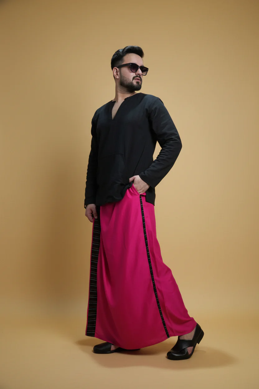 Men Pink Colour Pajamalungi With Black Stripe Panel - Image 8