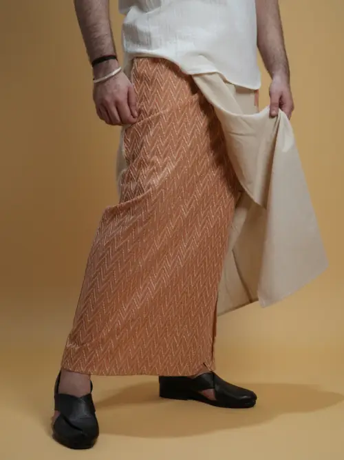 Men Beige Color Pajamalungi With Brown Embroidery 1 Panel