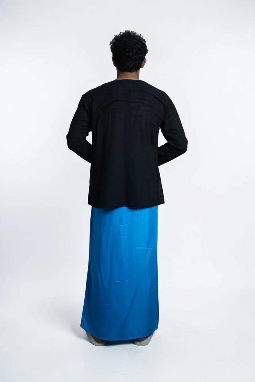 Men Blue Colour Pajamalungi With Blue And Gold Zari Stripe Panel - Image 4