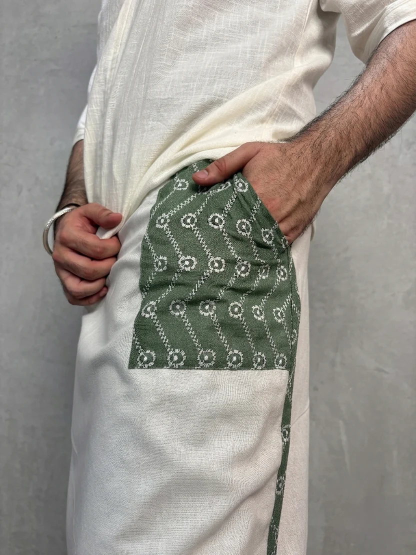 Men White Color Pajamalungi With Green Embroidery Panel - Image 2
