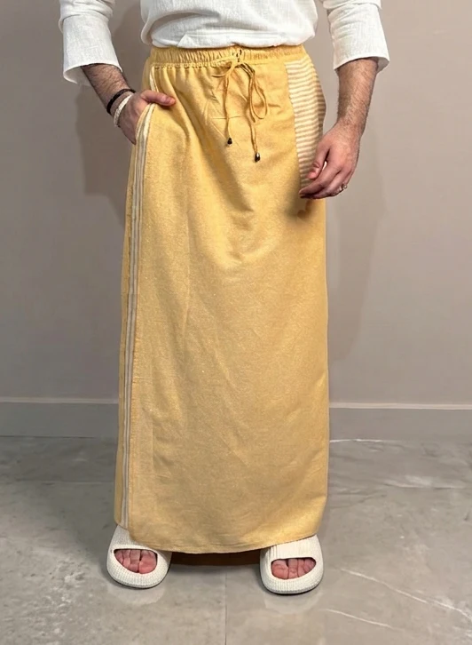 Men Yellow Color Pajamalungi With Yellow Stripe Panel