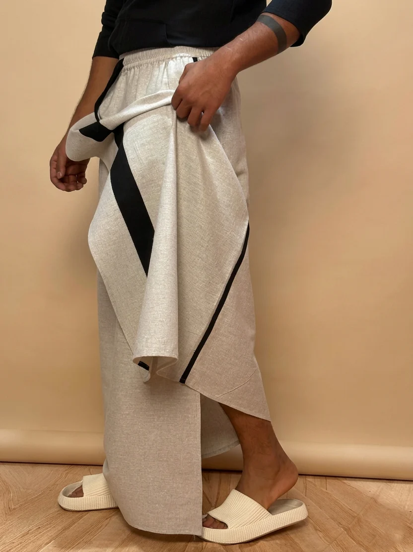 Men Smoke Grey Color With Black Contrast Stripe Pajamalungi - Image 6