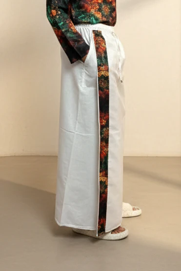 Men’s White Cotton Contrast Stripe Pajamalungi - Image 5