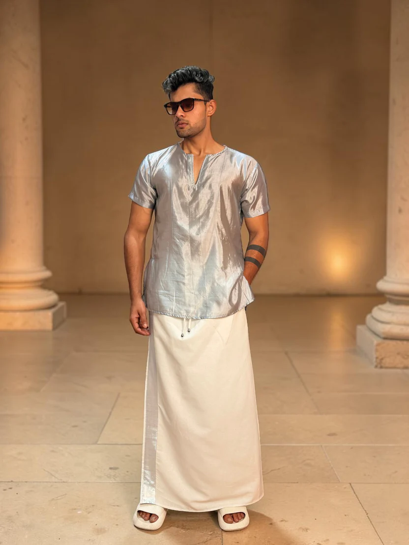 Men White Color With Grey Zari Stripe Pajamalungi - Image 7