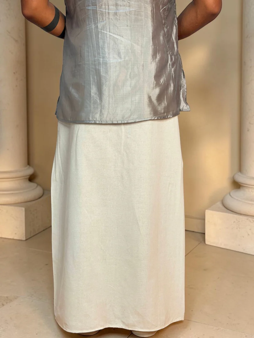 Men White Color With Grey Zari Stripe Pajamalungi - Image 3