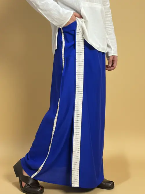 Men Royal blue Colour Pajamalungi With White Stripe Panel